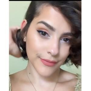 Meet your Posher, Manuela